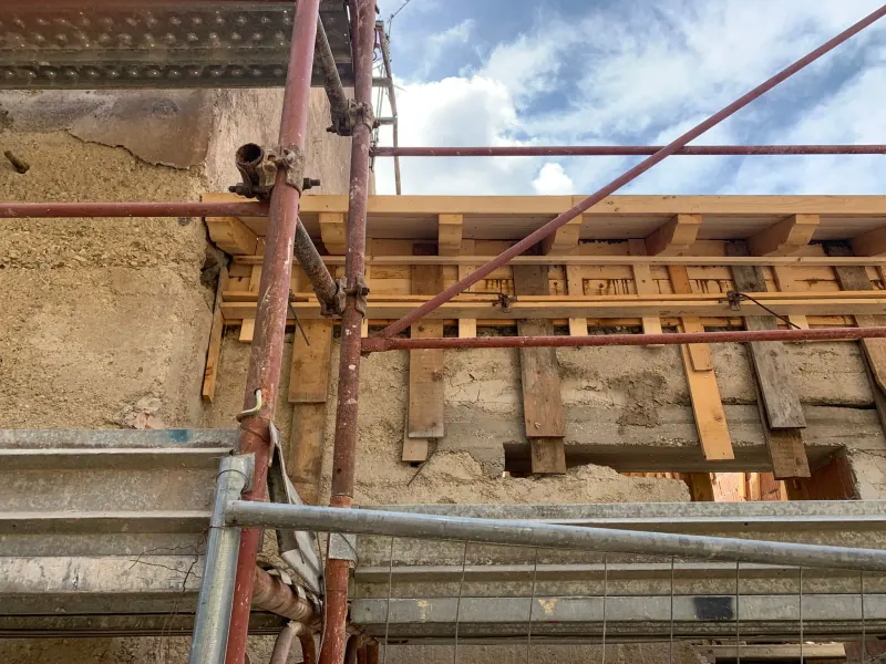 Lavorazioni sulla copertura durante il recupero